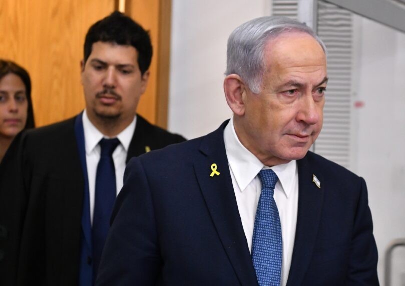 עדותו של רה"מ נתניהו נמשכה גם במהלך התקיפה בתימן