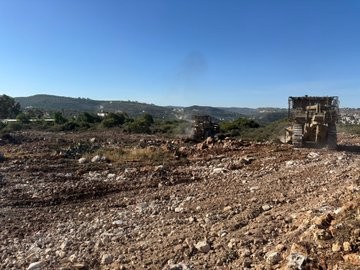 כוחות הנדסה פועלים בשטח על מנת לאפשר את המשך החיפושים | צפו