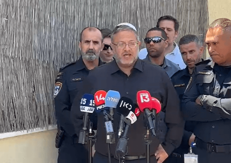 מטען הונח ליד מתחם עיריית רהט - והמסר המאיים לראש העיר