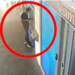החשוד נעצר ונכלא אבל הונאת הקשישים נמשכה – עד שנפל האסימון