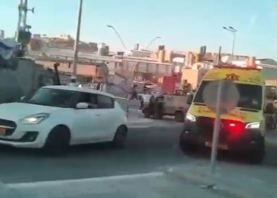 תיעוד מהפיגוע בהר חברון: המחבל האיץ לעבר החיילים שהיו במקום