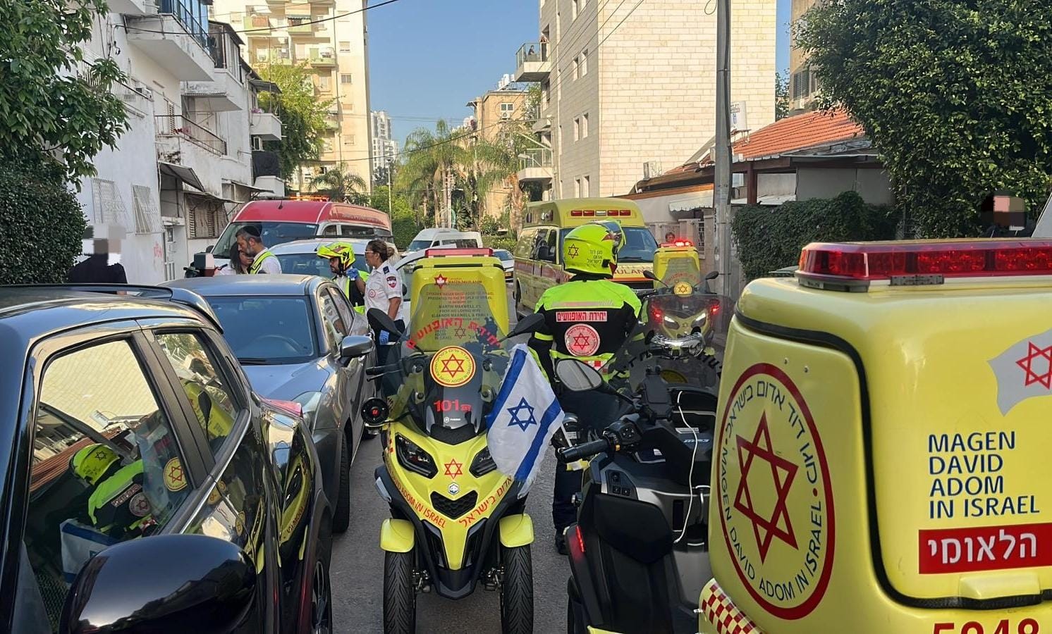 טרגדיה בפתח תקווה: הולכת רגל כבת 40 נהרגה מפגיעת משאית