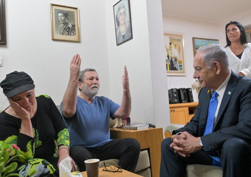 רה"מ נתניהו הגיע לבשר למשפחה באופן אישי על הבשורה המשמחת