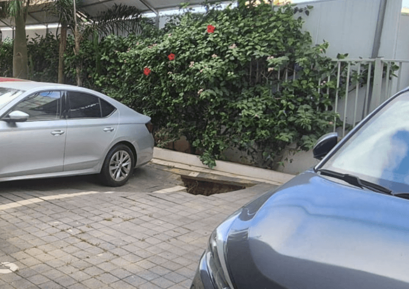 בולען נפער בחניית בניין מגורים ברמת גן - הדיירים פונו
