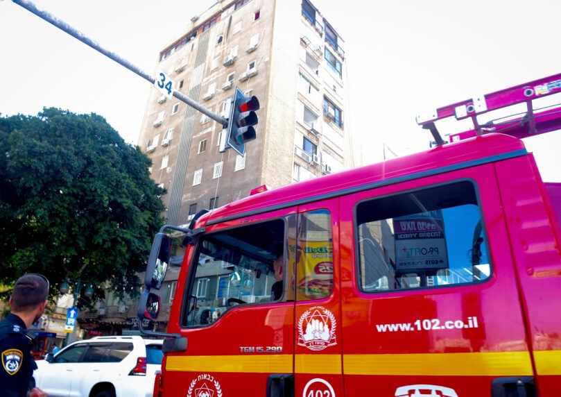 קצין כיבוי ביצע פעולות החייאה והציל חיים בתאונת דרכים במרכז