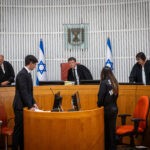 ועדת הרוגלות: מוכנים לקבל את פשרת בג"ץ בתנאי שנעיין בחומרים
