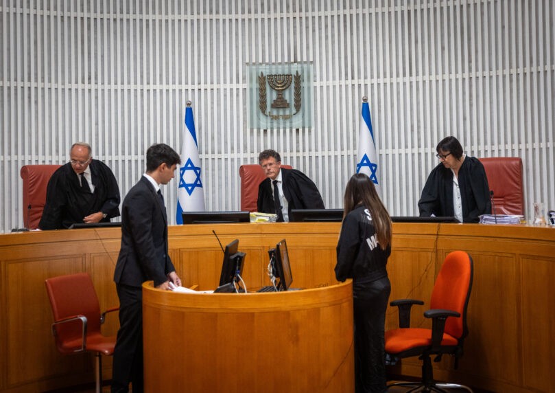 התפטרות חברי ועדת הרוגלות היא נורת אזהרה מהבהבת לציבור