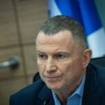 שלילת הטבות והטלת קנסות: אדלשטיין פרסם את מתווה חוק הגיוס