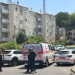 בנה של האישה שנמצאה ללא רוח חיים קפץ מגג הבניין