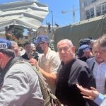 ראש הממשלה הגיע לזירת האסון בבת ים | תיעוד