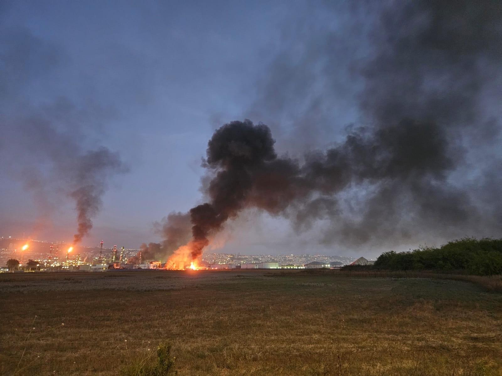 קבוצת בז"ן בהודעה רשמית: "מתקני הזיקוק שבים לפעילות חלקית"