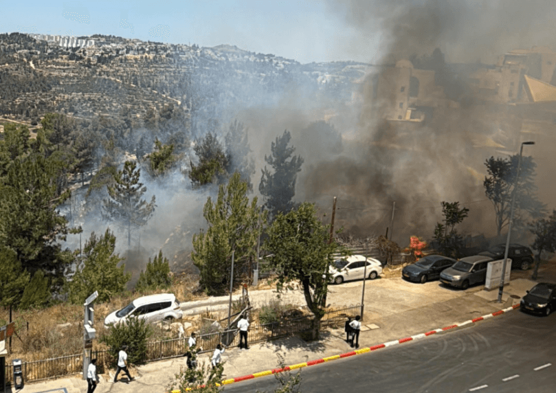שריפה פרצה סמוך לשכונת הר-נוף בירושלים, מוסדות לימוד פונו