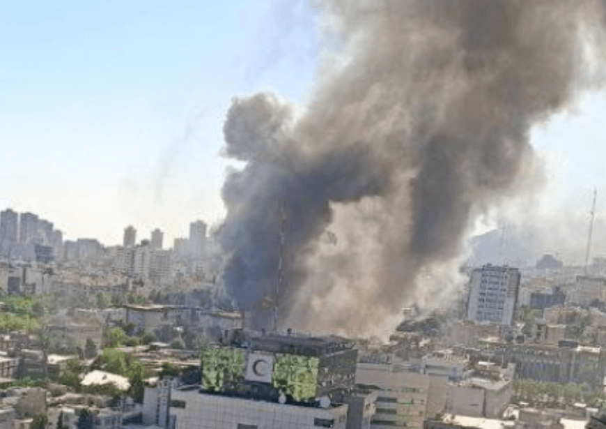 ישראל פרצה לשידורי הטלוויזיה - והפיצה מסרים לצאת לרחובות