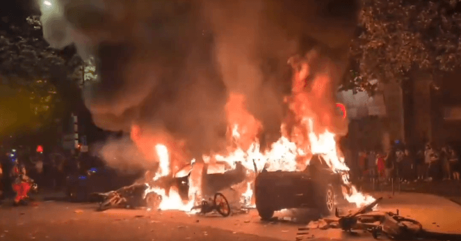 לאחר זכיית פ.ס.ז' בליגת האלופות: מהומות ענק פרצו בפריז