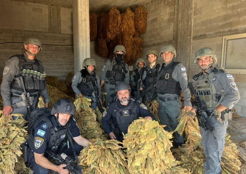 כוחותינו פשטו על מפעל זיוף סיגריות בשומרון