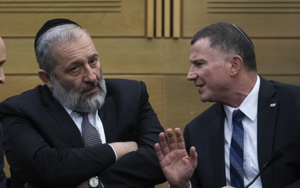 לפיד: אם אדלשטיין יודח - חברי האופוזיציה בוועדה יתפטרו