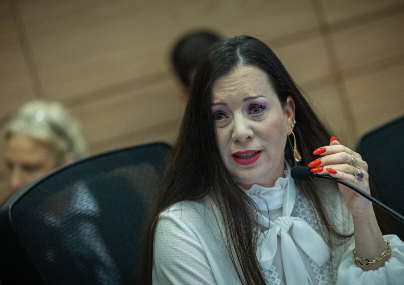 ח"כ גוטליב הוצאה מדיון והטיחה בשופט עמית: "ביזית את בג"ץ"