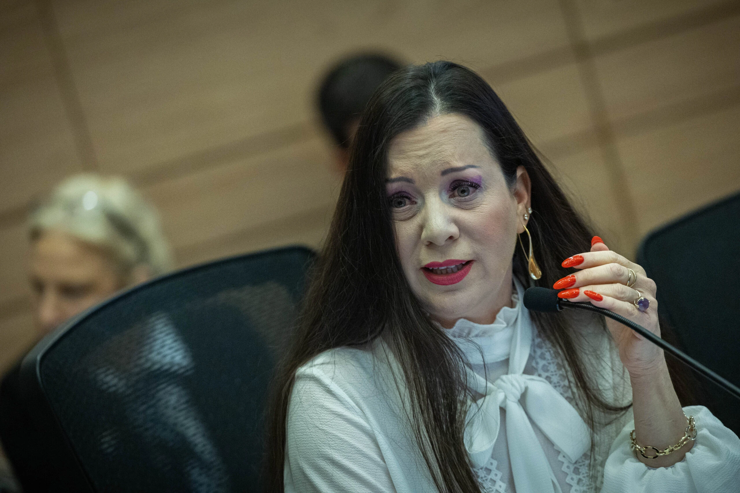 סערת ההצבעות בכנסת: גוטליב חשפה מה קרה מאחורי הפרגוד