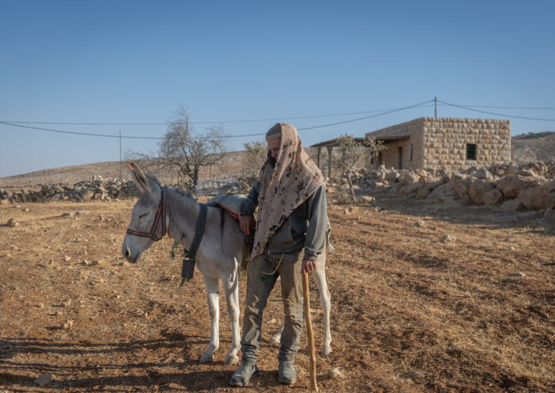 בין רצח עם לאלימות מתנחלים: קריסת עלילות הדם בארץ ובעולם