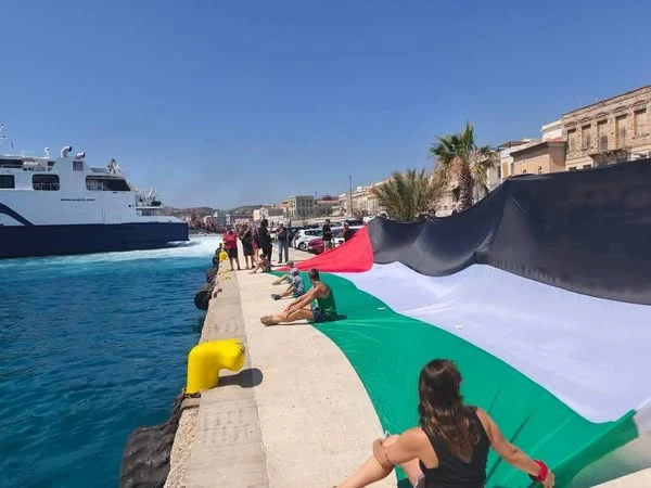 פרסום ראשון: הצעדים של ראש עיריית רודוס נגד תומכי הטרור