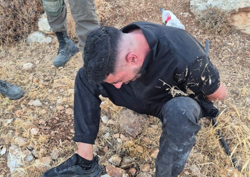 מרדף בבנימין: רועה צאן לכד גנב רכב שנמלט לשטח פתוח