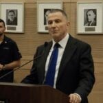 יולי אדלשטיין: "באתי למצוא חוק שיגייס לצה"ל, המתווה – פשרה"