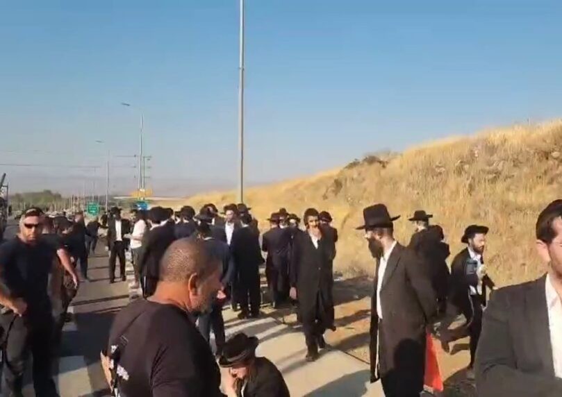 3 נעצרו בהפגנות חרדים נגד הגיוס, הכניסות לירושלים נחסמו