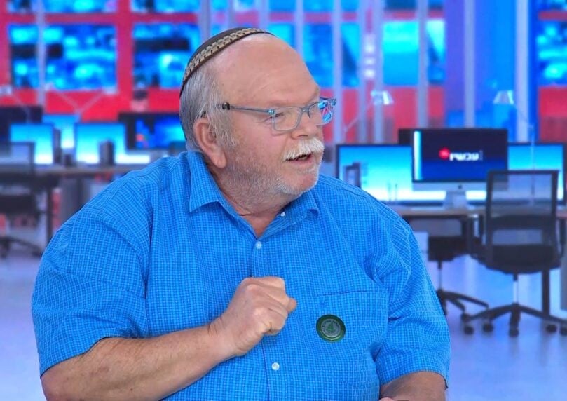 ריאיון מצמרר: הסב גורש מגוש קטיף - נכדו נפצע קשה בעזה | צפו