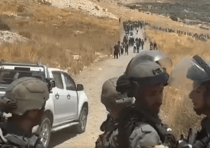 צפו: כוח מג"ב חוסם דרוזים שמנסים לפרוץ לשטח סוריה