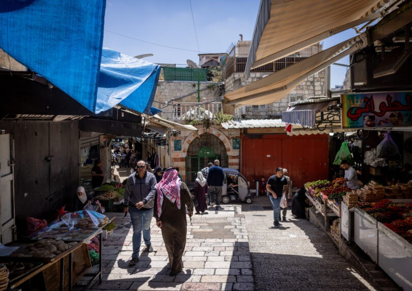שני נערים נעצרו בחשד ליידוי בלוקים בעיר העתיקה