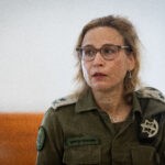 זה החוק שהוגש לפתיחת תפקידי הפצ"ר וסגנו למועמדים חיצוניים