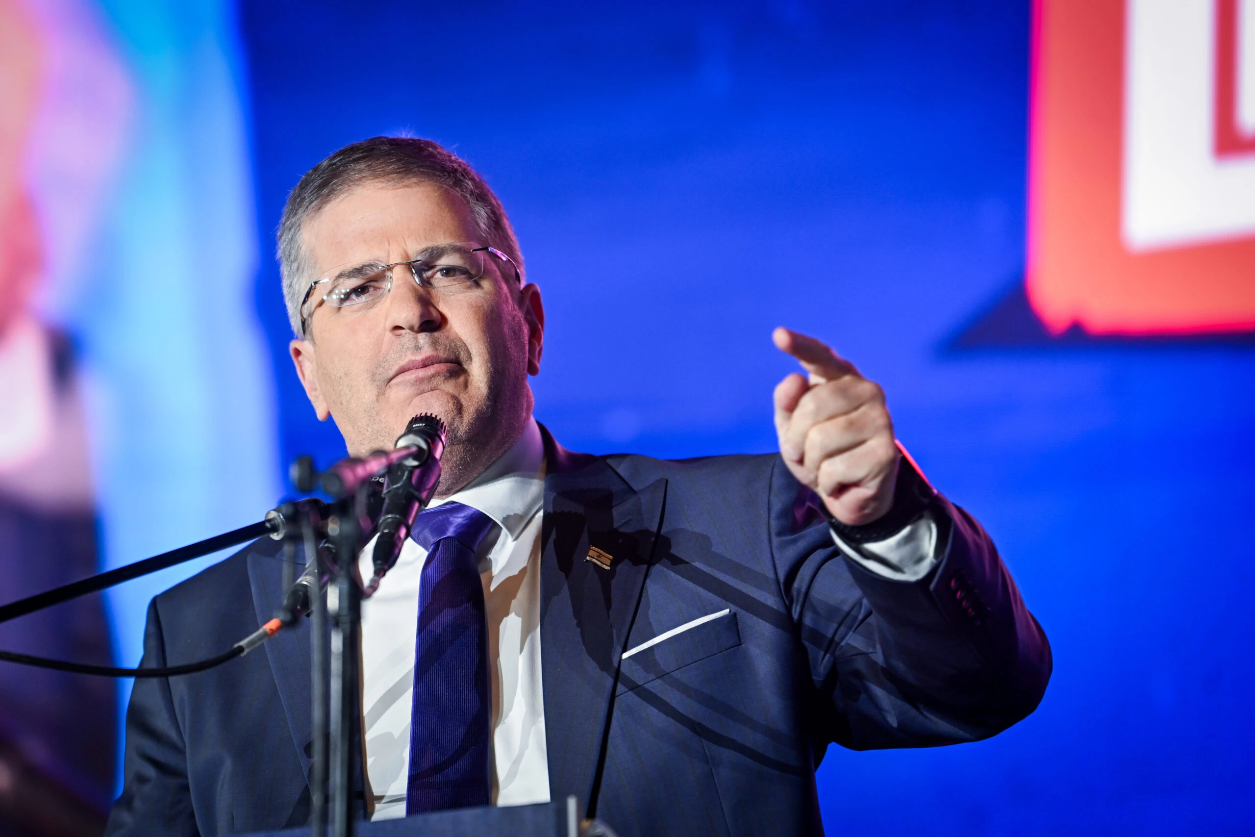 הסמארטפון רק סימפטום: המהלך של קיש חייב להיות יריית פתיחה