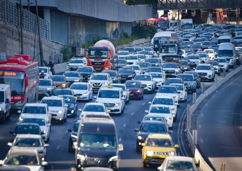 חוגגים עצמאות בפקקים: מפת העומסים המלאה בכבישי ישראל