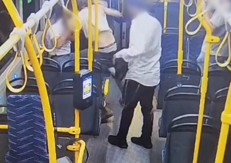 אישום: היכה נהג אוטובוס - ולאחר מכן תקף את השוטר שעצר אותו