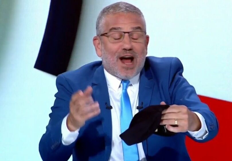 צפו: מה גרם לגיא מרוז לזרוק כובע על ינון מגל?