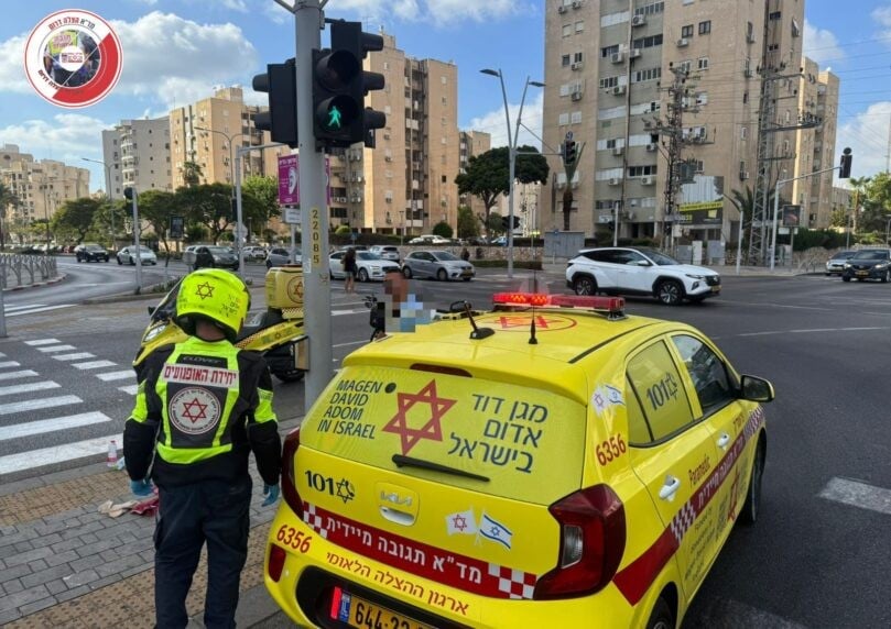 רוכב אופניים חשמליים נפצע בינוני בתאונת דרכים באשדוד