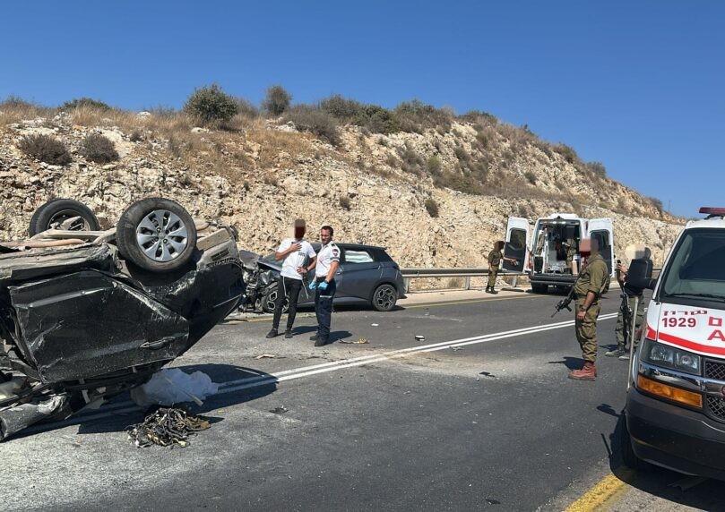 2 פצועים בתאונת דרכים בשרון, אחד מהם מחוסר הכרה
