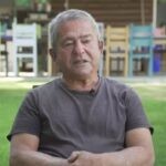 האב השכול בגרון חנוק: "הטלפון עם הזיכרונות מהבנים שלי נגנב"