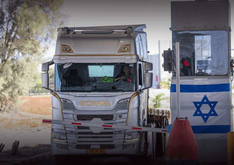 העבירו משאיות לעזה: 4 ערבים ישראלים הואשמו בסיוע לאויב