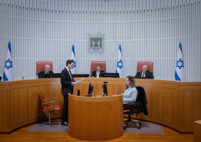בג"ץ ללוין: נמק מדוע אינך מכנס את הוועדה לבחירת שופטים