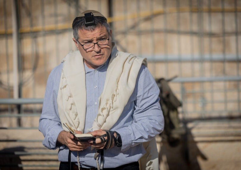 דתי, ימני או מזרחי? אתה צריך להוכיח את עצמך בפני הצד השני