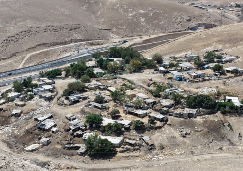 בפעם השביעית: עתירה חדשה הוגשה לבג"ץ נגד חאן אל אחמר