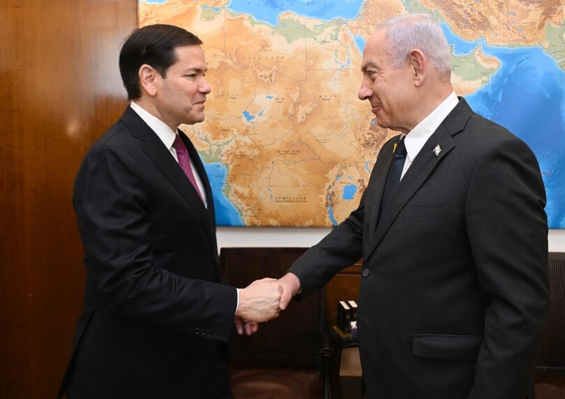 צפו: רה"מ נתניהו נפגש כעת בלשכתו עם מזכיר המדינה מרקו רוביו
