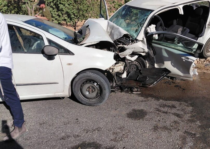 תאונה קשה בגוש עציון: אישה בהריון נלכדה ברכבה 