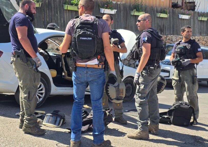 "דקרתי אותם כי הם יהודים": הצהרת תובע הוגשה נגד המחבל מצובה