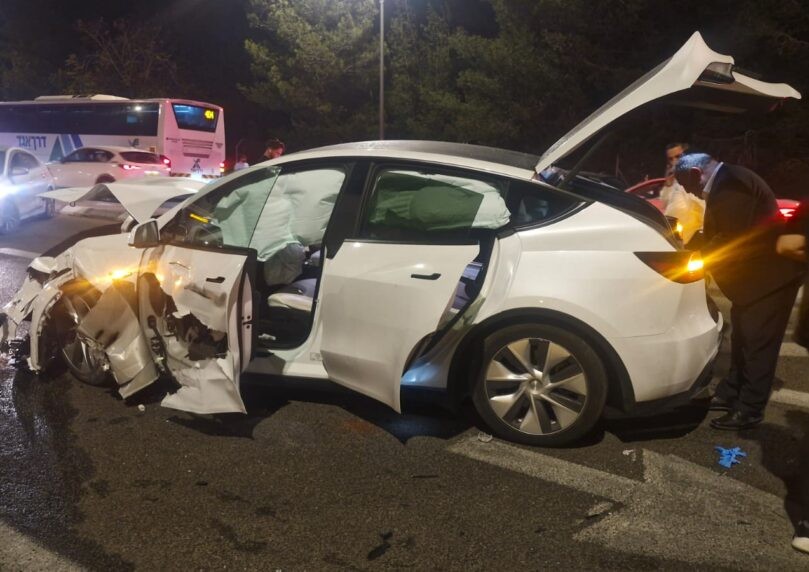 תינוק כבן שנה ואישה בת 30 נפצעו קשה בתאונה סמוך להר שמואל