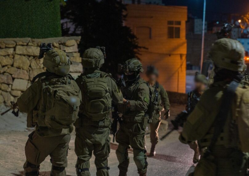 בלב שטח עוין: מסתערבים עצרו מבוקשים בפעילות חשאית ביו"ש