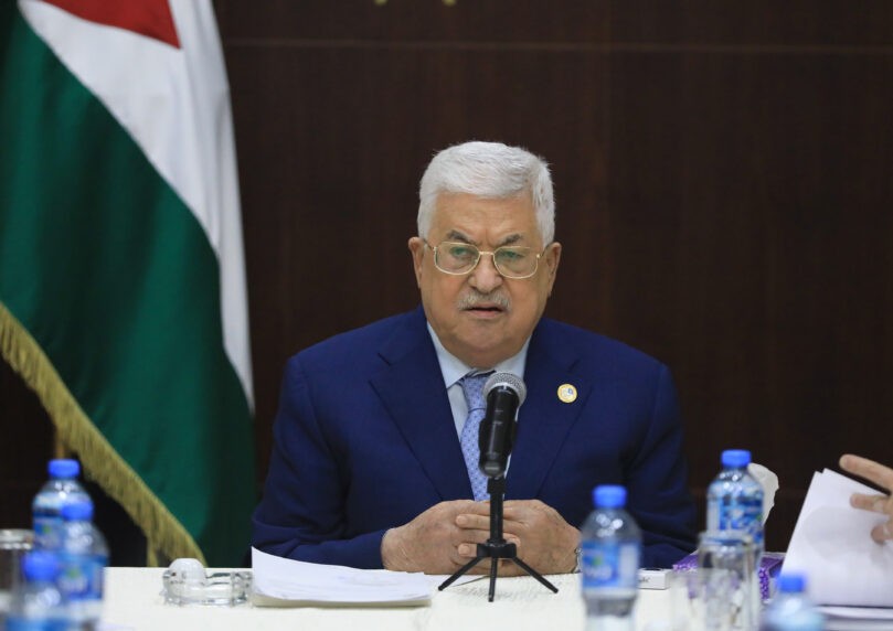 הניסיון של אבו מאזן להתחבב על המערב - שמעורר זעם פלשתיני