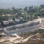 פרסום ראשון: סמוטריץ' אישר 19 ישובים חדשים ביהודה ושומרון