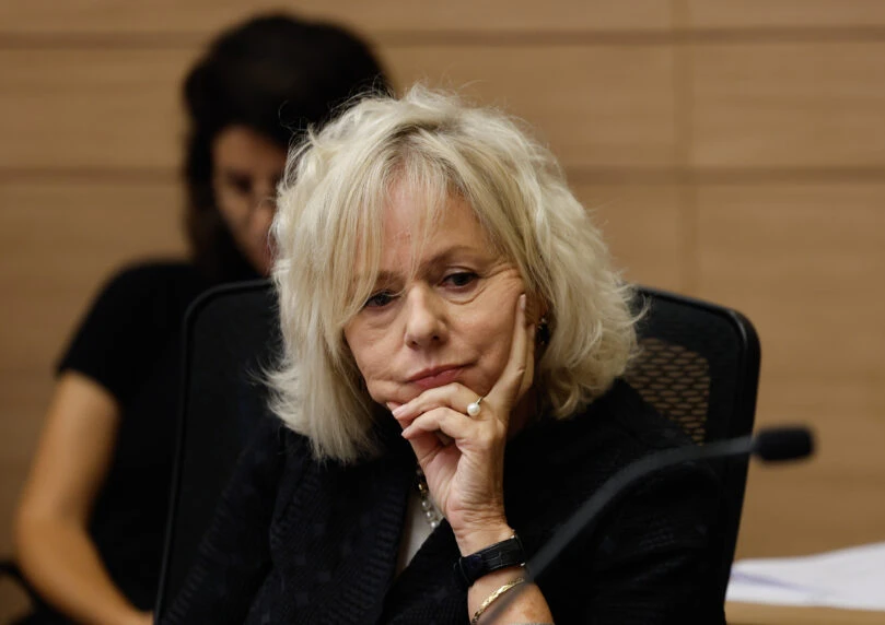 הביקורת החריגה של בכיר באופוזיציה על היועמ"שית